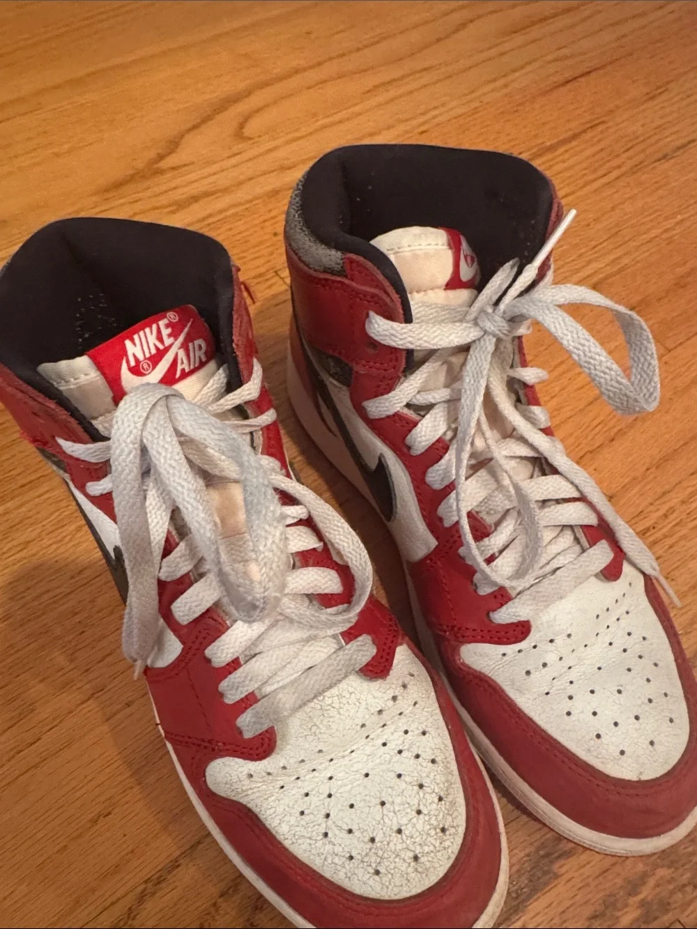 Air Jordan 1 retro OG Chicago’s 6Y
